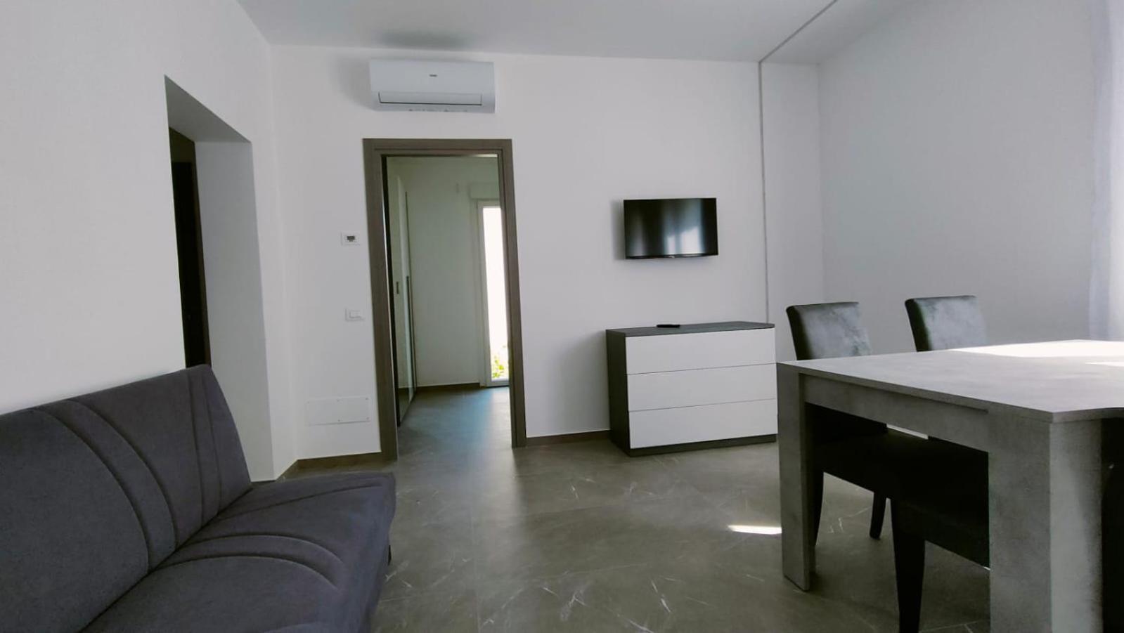 Villa Borghesi Suites Fronte Mare Rimini Exterior foto