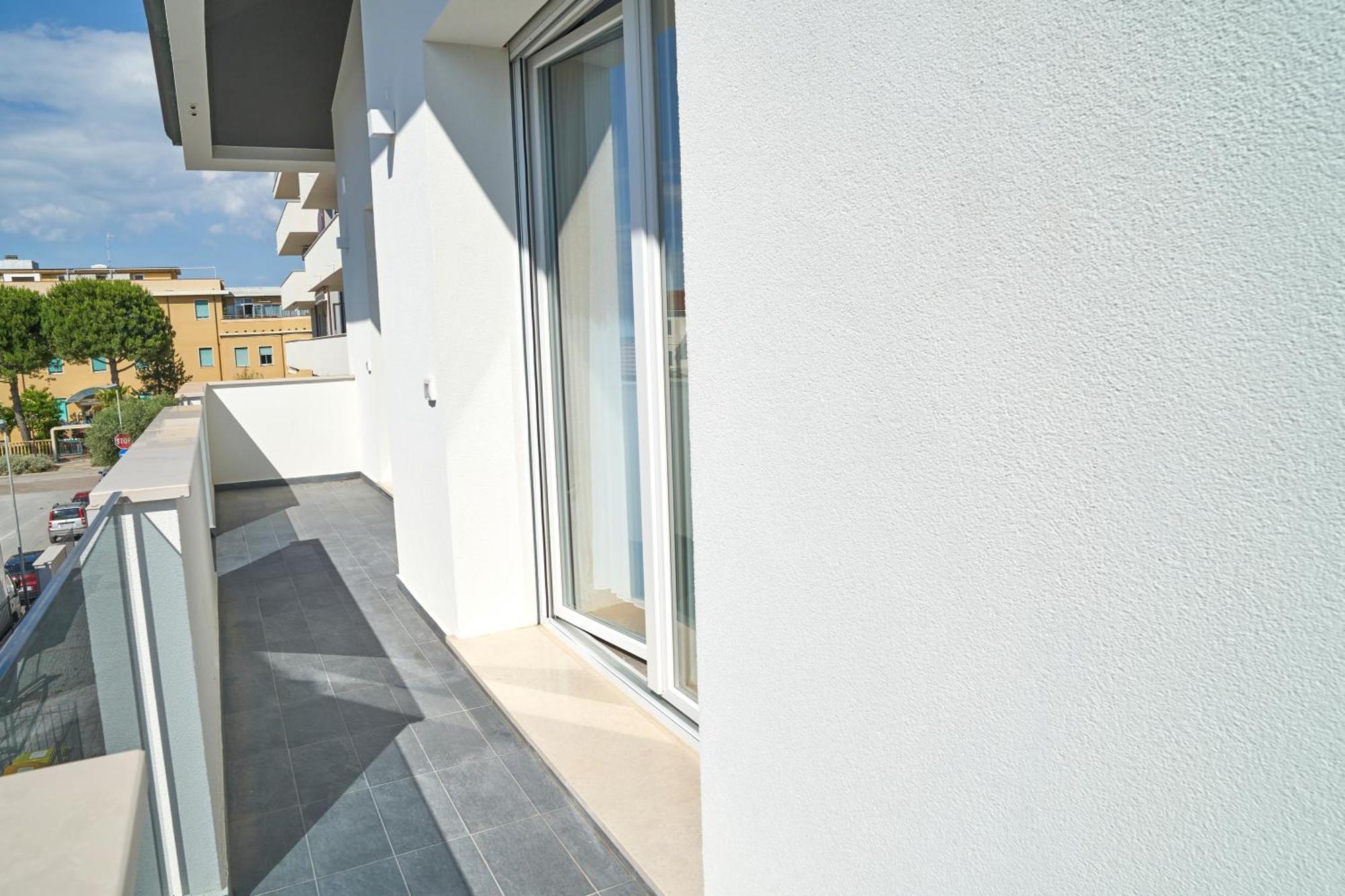 Villa Borghesi Suites Fronte Mare Rimini Exterior foto